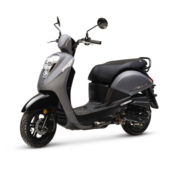 SYM MIO I SHOWROOM MODEL BROMSCOOTER