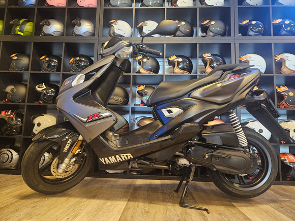 YAMAHA AEROX BROMSCOOTER