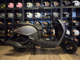 SYM MIO 50i BROMSCOOTER