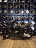 PIAGGIO ZIP BROMSCOOTER